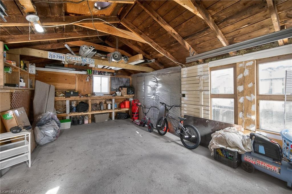 9 Bayside Avenue Property Photo 32