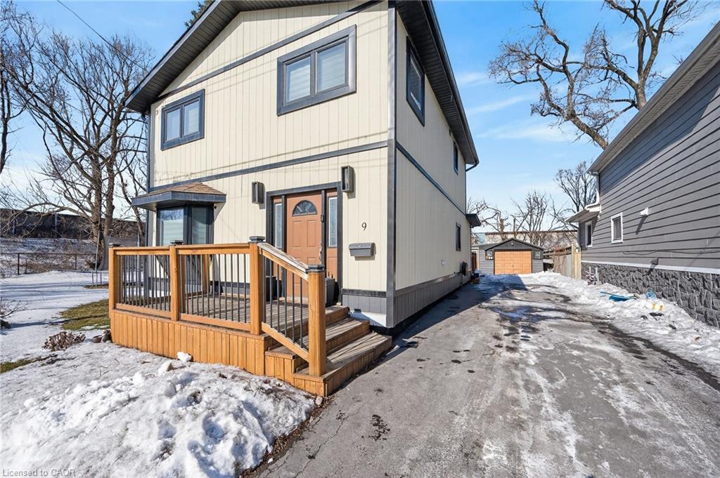 9 Bayside Avenue Property Photo 41