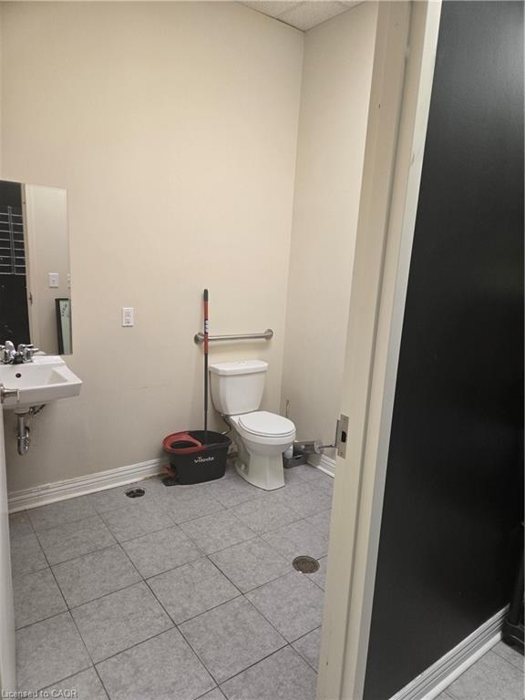 A4-320 Eastview Road Property Photo 5
