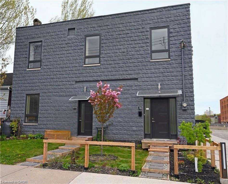 86 Birge Street Property Photo 1