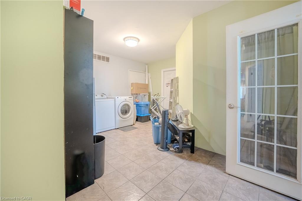 86 Birge Street Property Photo 13