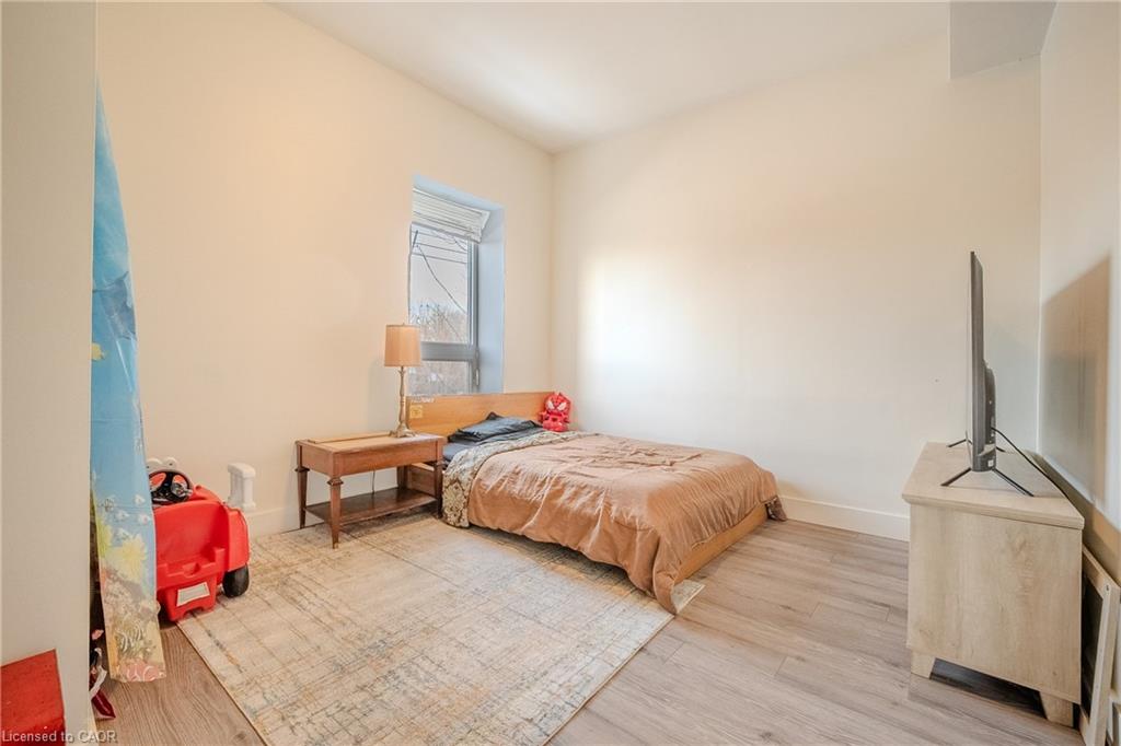 86 Birge Street Property Photo 21