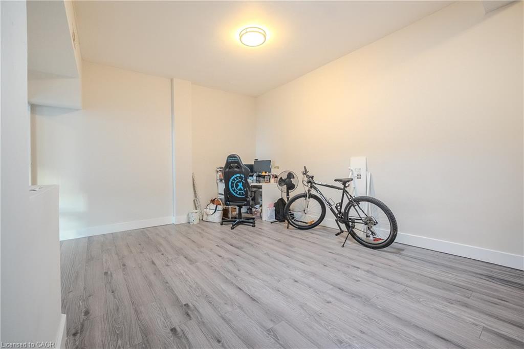 86 Birge Street Property Photo 27