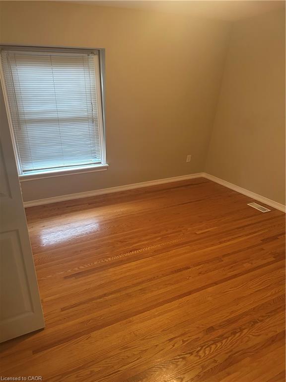 104 Neil Avenue Property Photo 8
