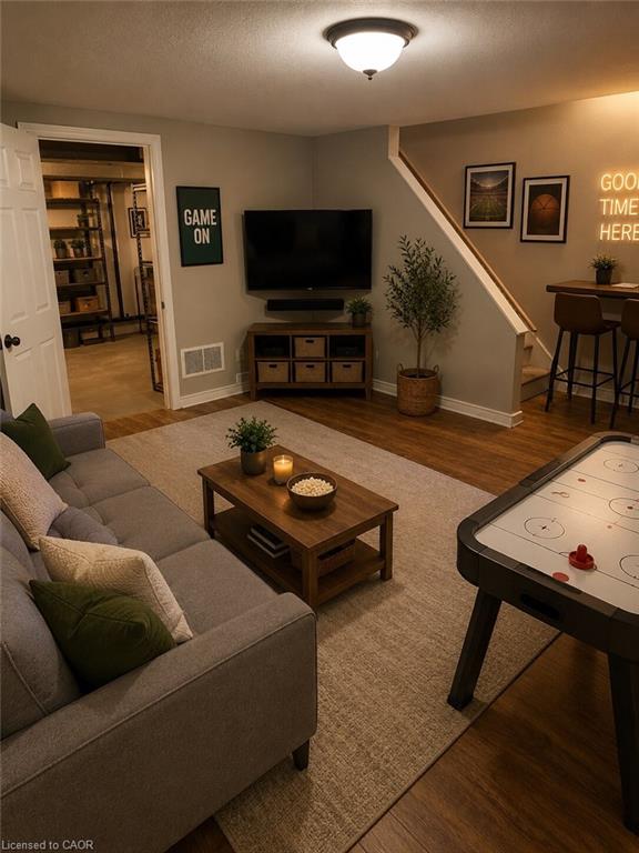104 Neil Avenue Property Photo 11