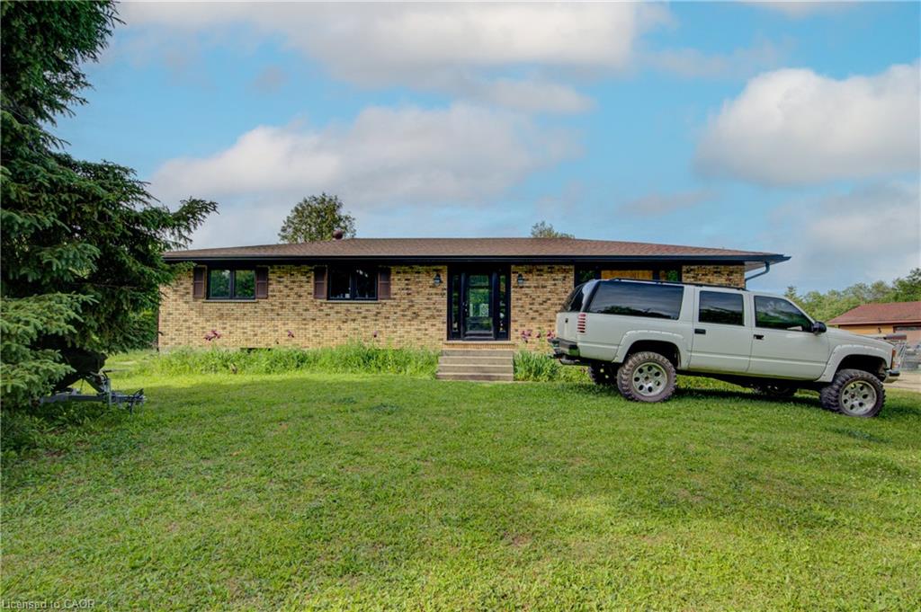 3907 Wellington 35 Road Property Photo 1