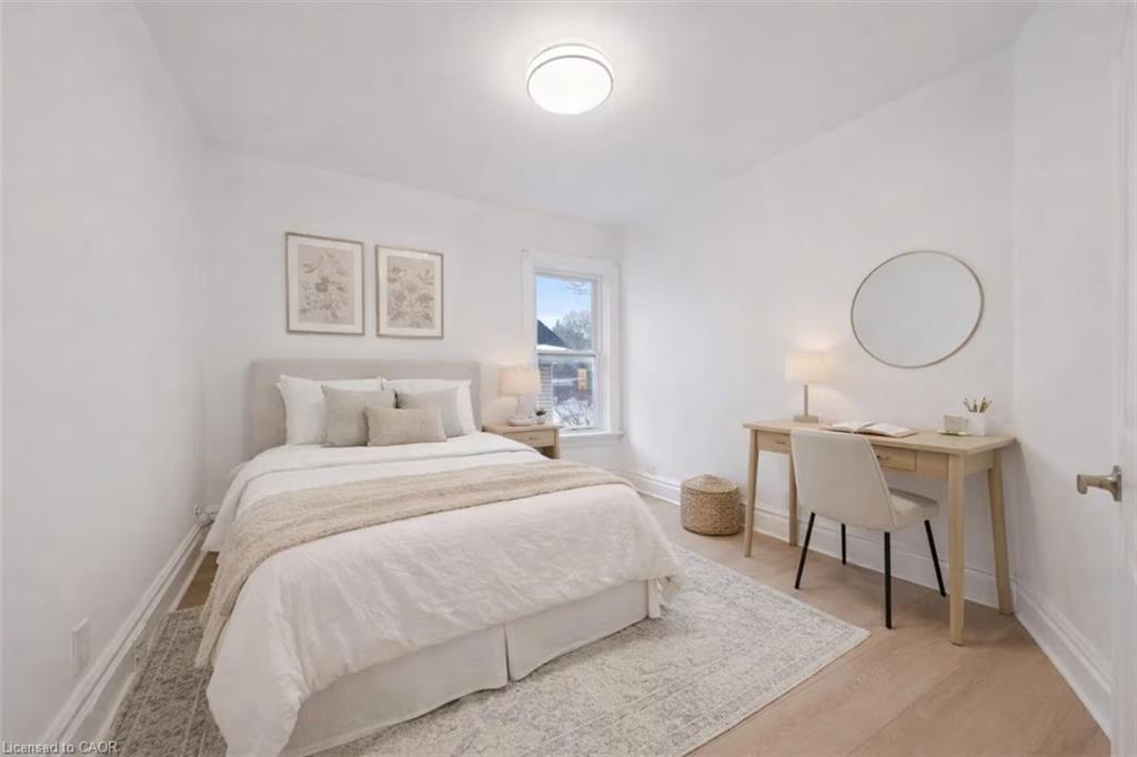 136 Paisley Street Property Photo 8