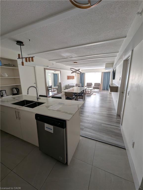 4405-9 Harbour Street E Property Photo 5