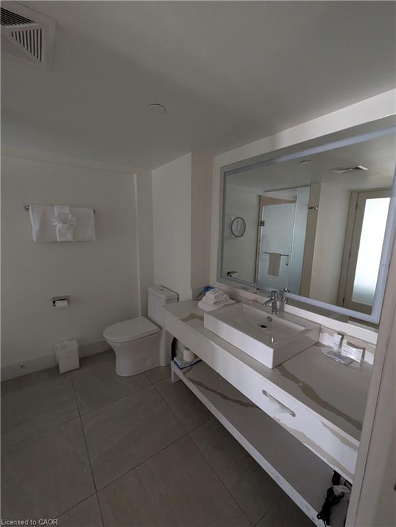 4405-9 Harbour Street E Property Photo 9