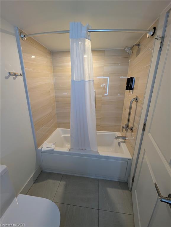 4405-9 Harbour Street E Property Photo 11