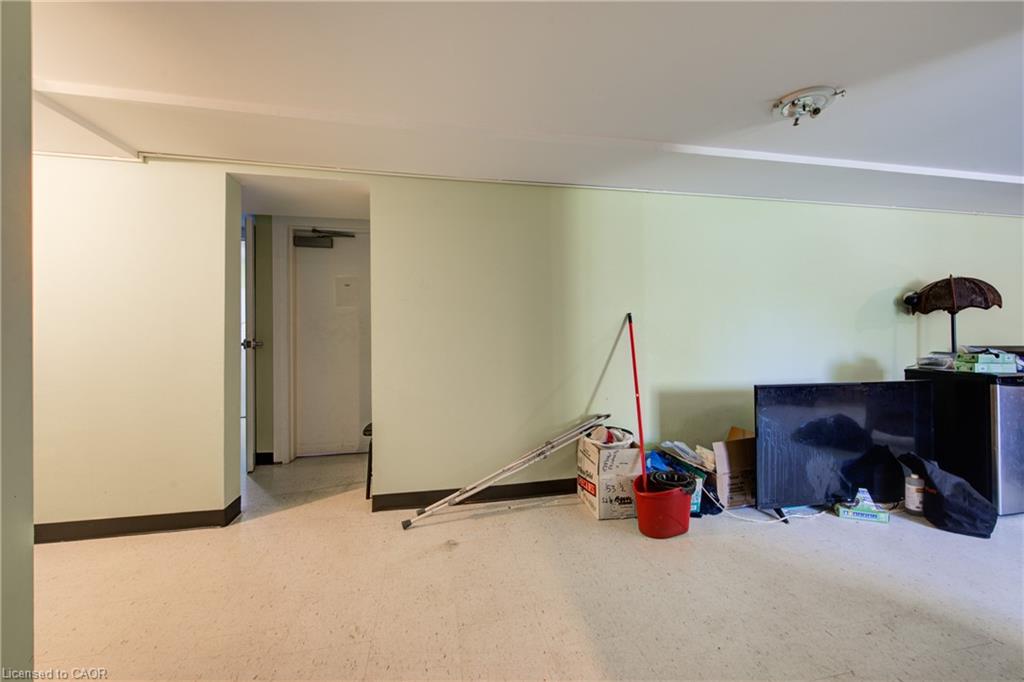 5 Front Street Property Photo 2