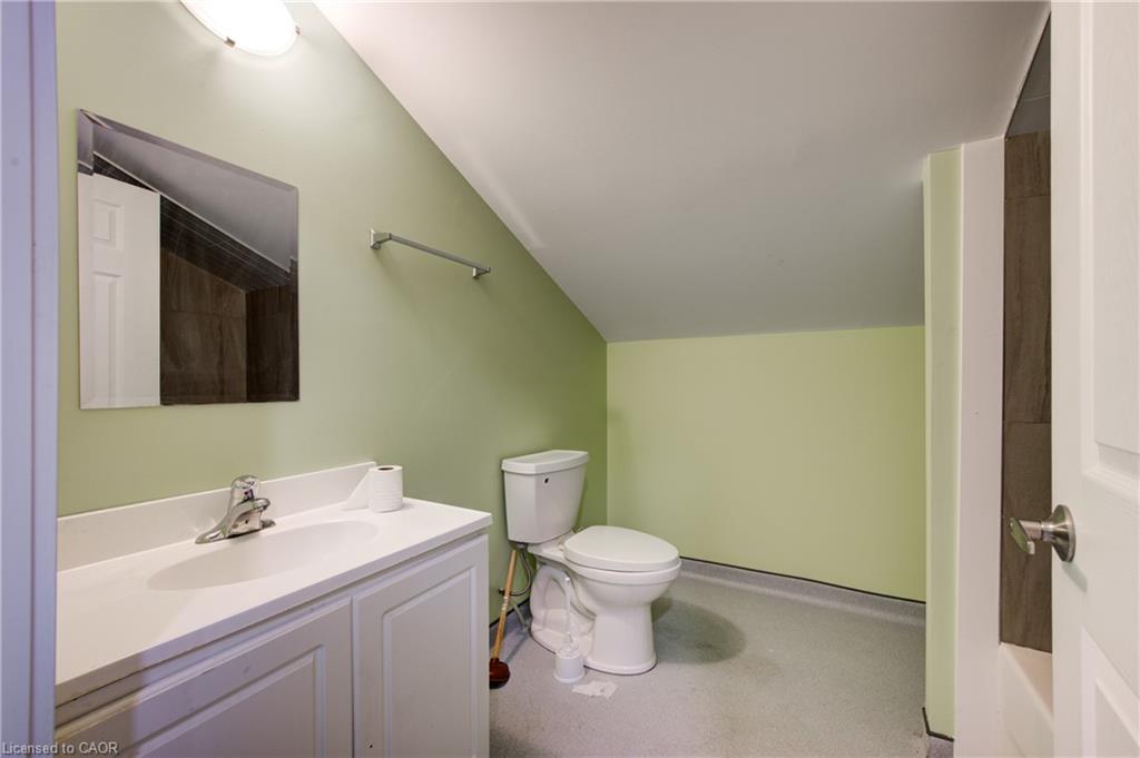 5 Front Street Property Photo 30