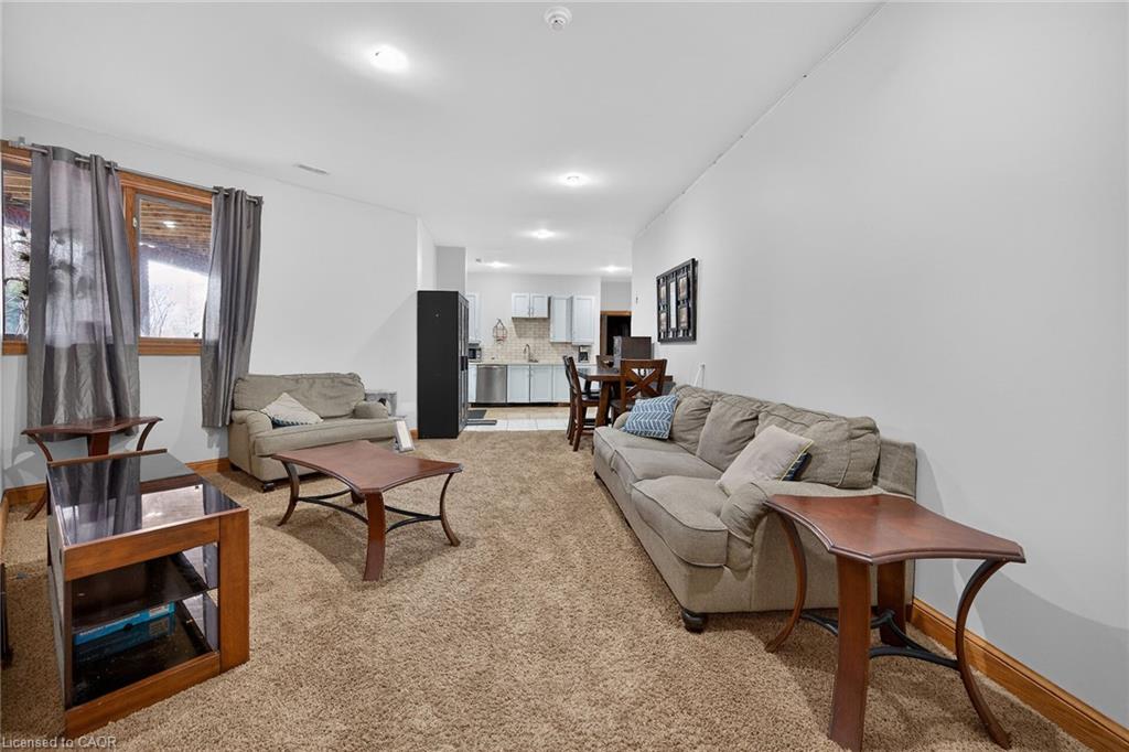 393 Old Onondaga Road E Property Photo 18