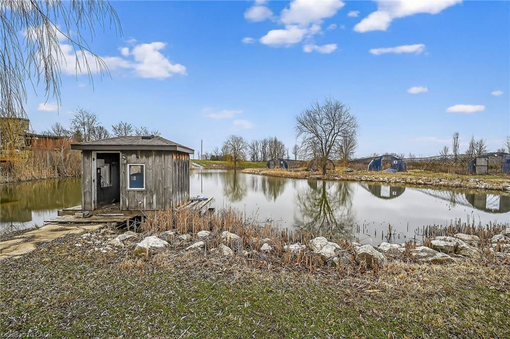 393 Old Onondaga Road E Property Photo 41