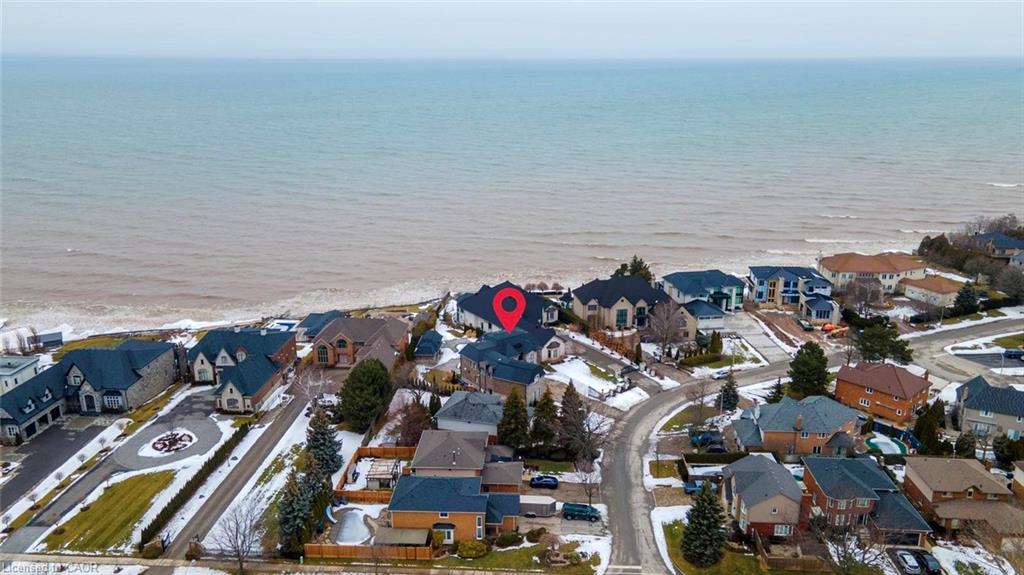 16 Shoreline Crescent Property Photo 48