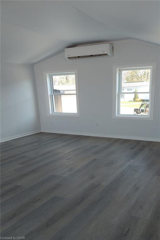 14 Pike Lane Property Photo 16