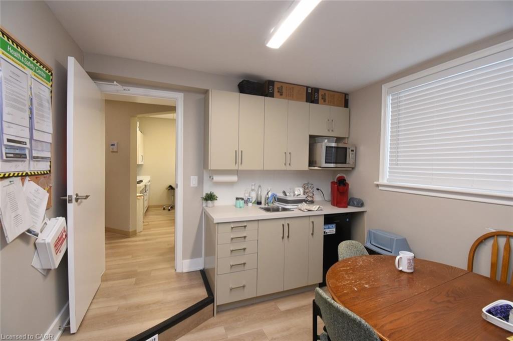 8 Sydenham Street Property Photo 28