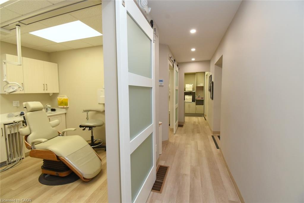 8 Sydenham Street Property Photo 33