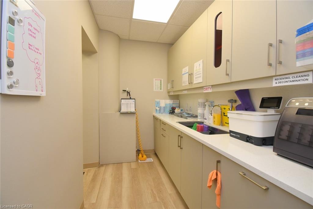 8 Sydenham Street Property Photo 35