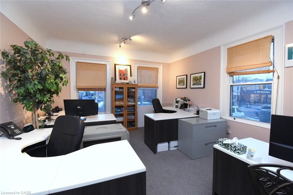 8 Sydenham Street Property Photo 38