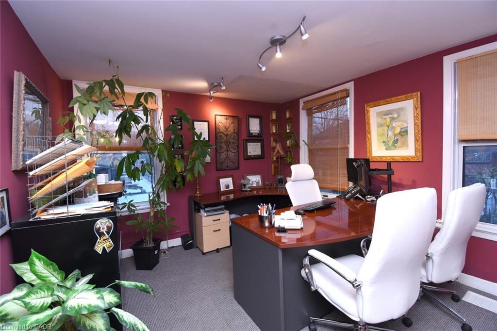 8 Sydenham Street Property Photo 39