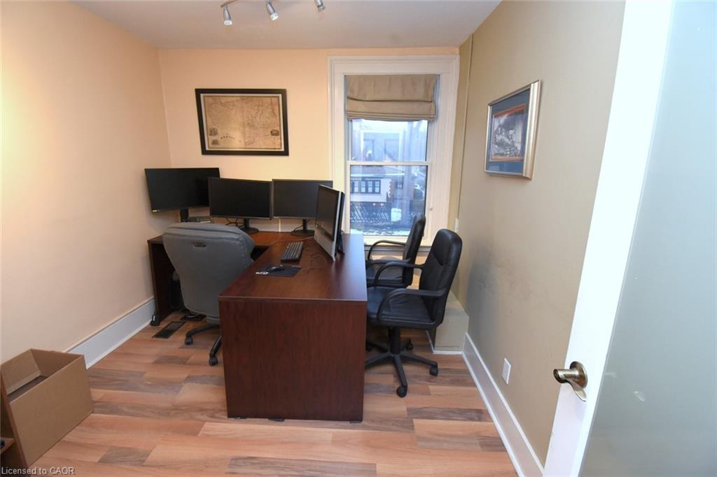 8 Sydenham Street Property Photo 41