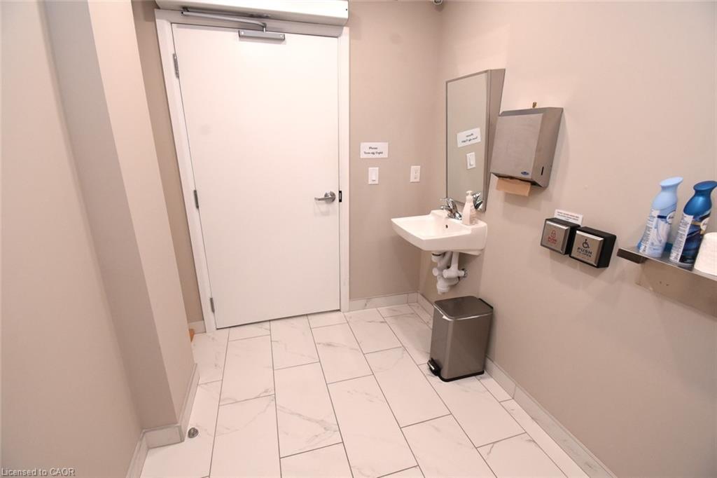 8 Sydenham Street Property Photo 42