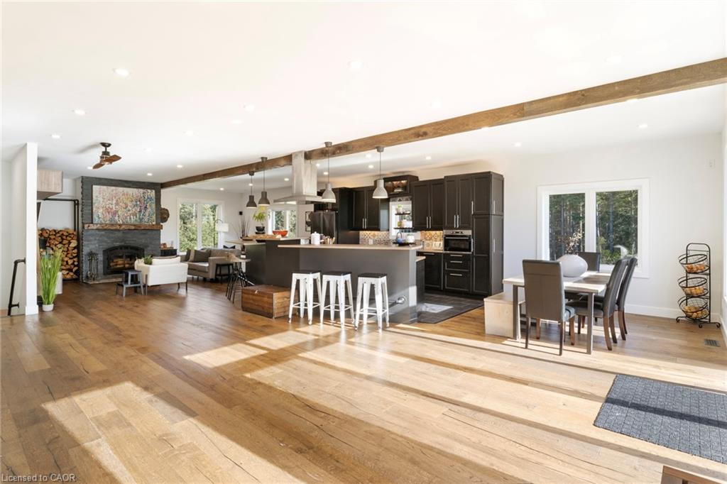 5041 Third Line Property Photo 18