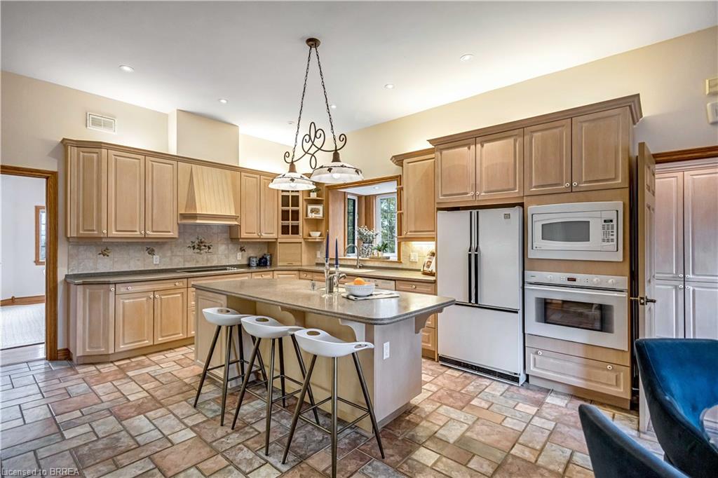 103 Tutela Heights Road Property Photo 12