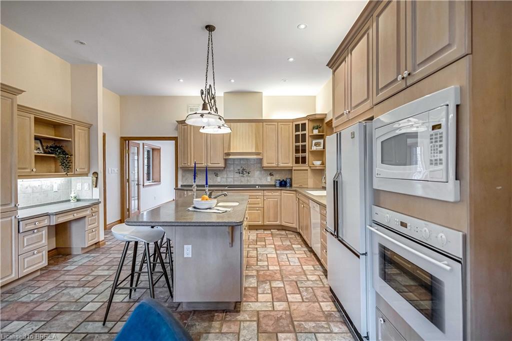 103 Tutela Heights Road Property Photo 13