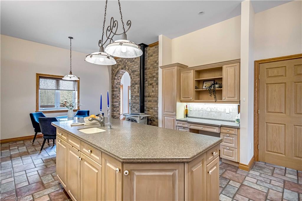 103 Tutela Heights Road Property Photo 14