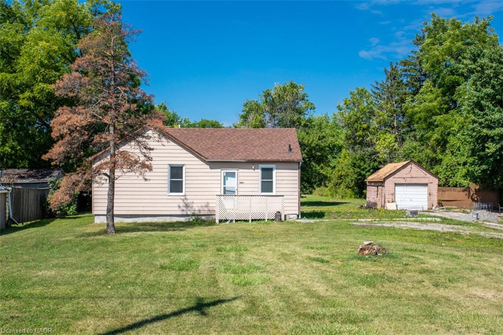 2712 Upper James Street Property Photo 2