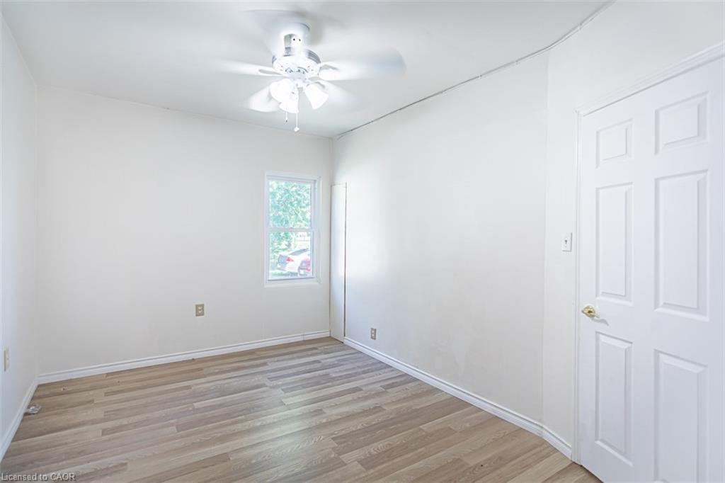 2712 Upper James Street Property Photo 19