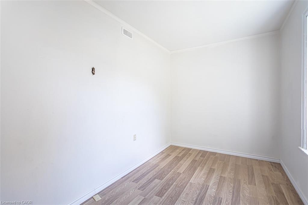 2712 Upper James Street Property Photo 20
