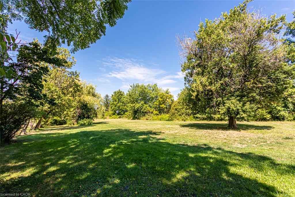 2712 Upper James Street Property Photo 29