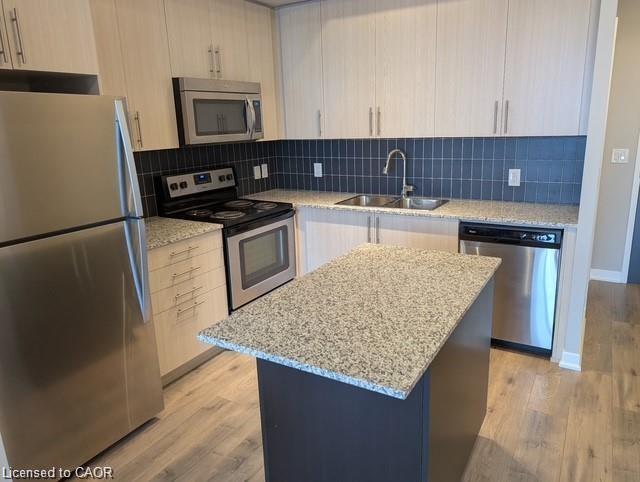 703-85 Duke Street W Property Photo 7