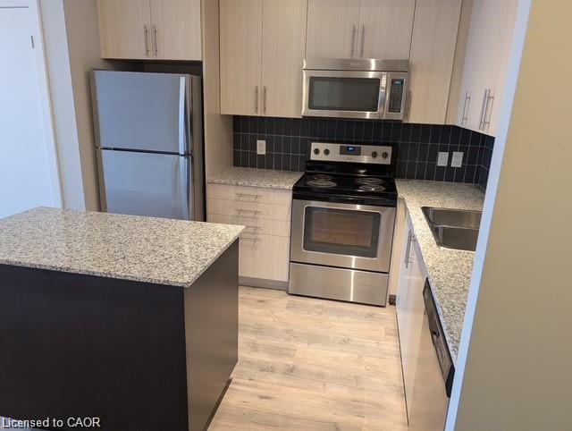 703-85 Duke Street W Property Photo 12