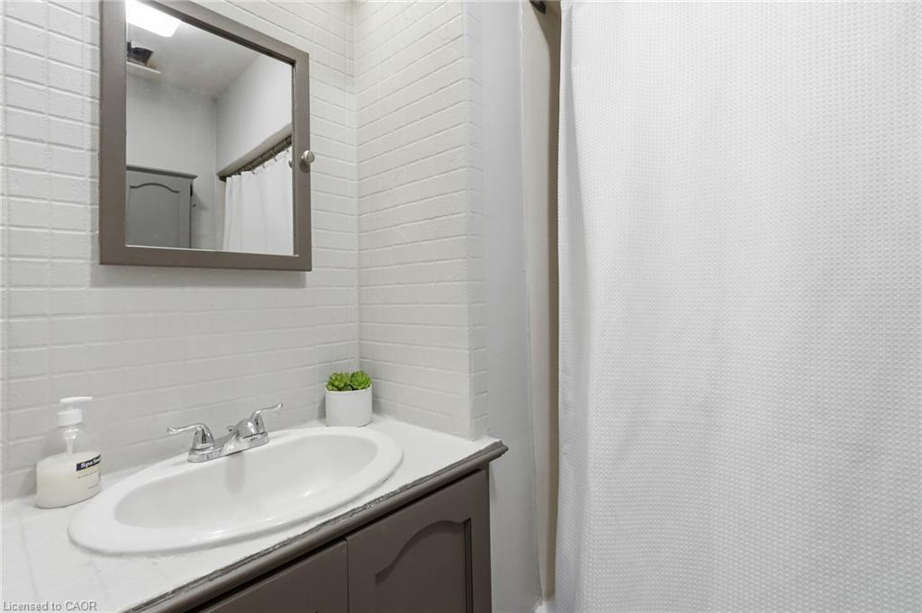 20 East 18th Street Property Photo 21