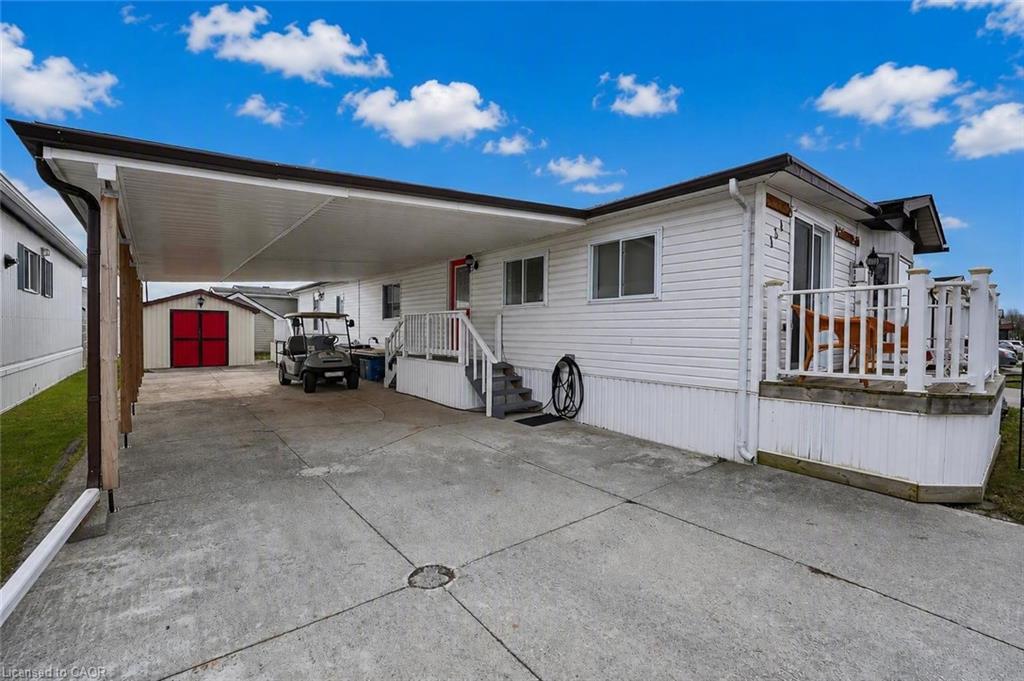 154-3033 Townline Road Property Photo 1