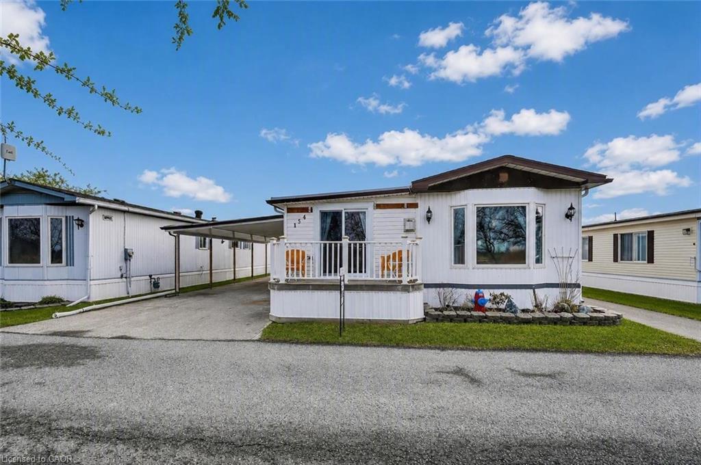 154-3033 Townline Road Property Photo 2
