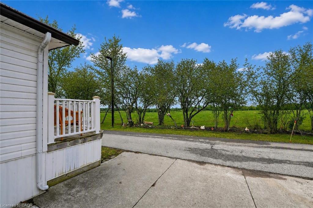 154-3033 Townline Road Property Photo 3