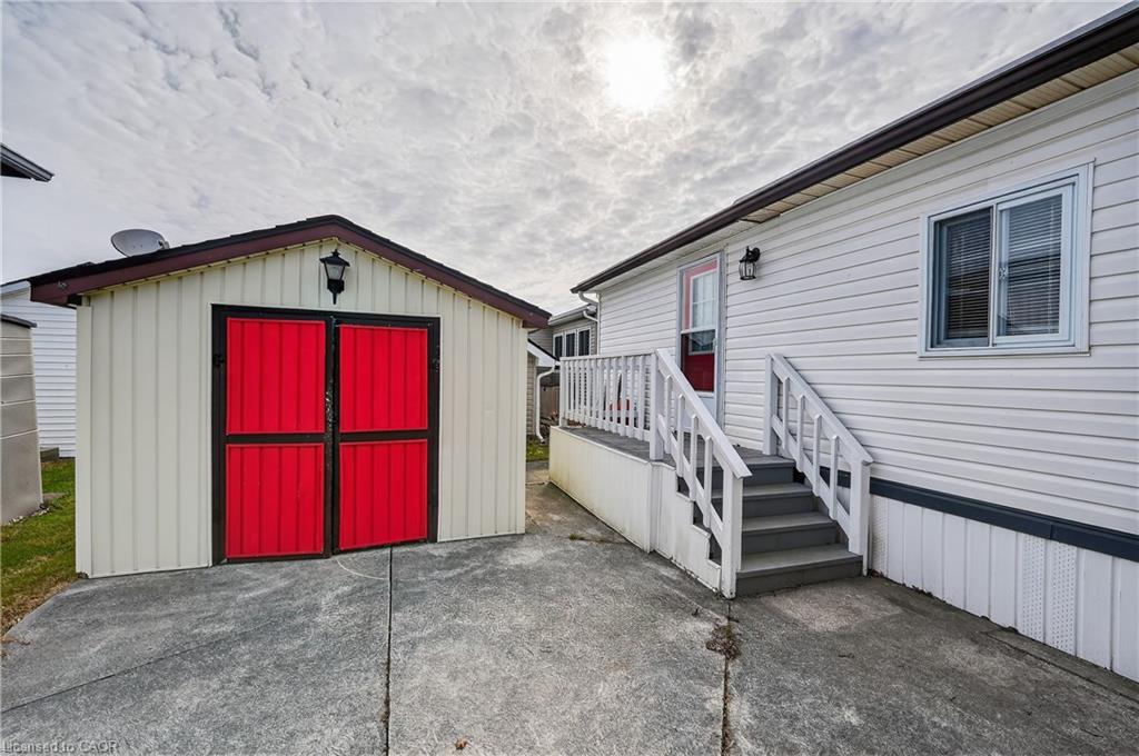154-3033 Townline Road Property Photo 20
