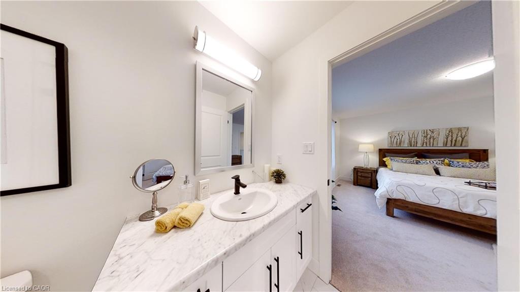 42 Julie Court Property Photo 15