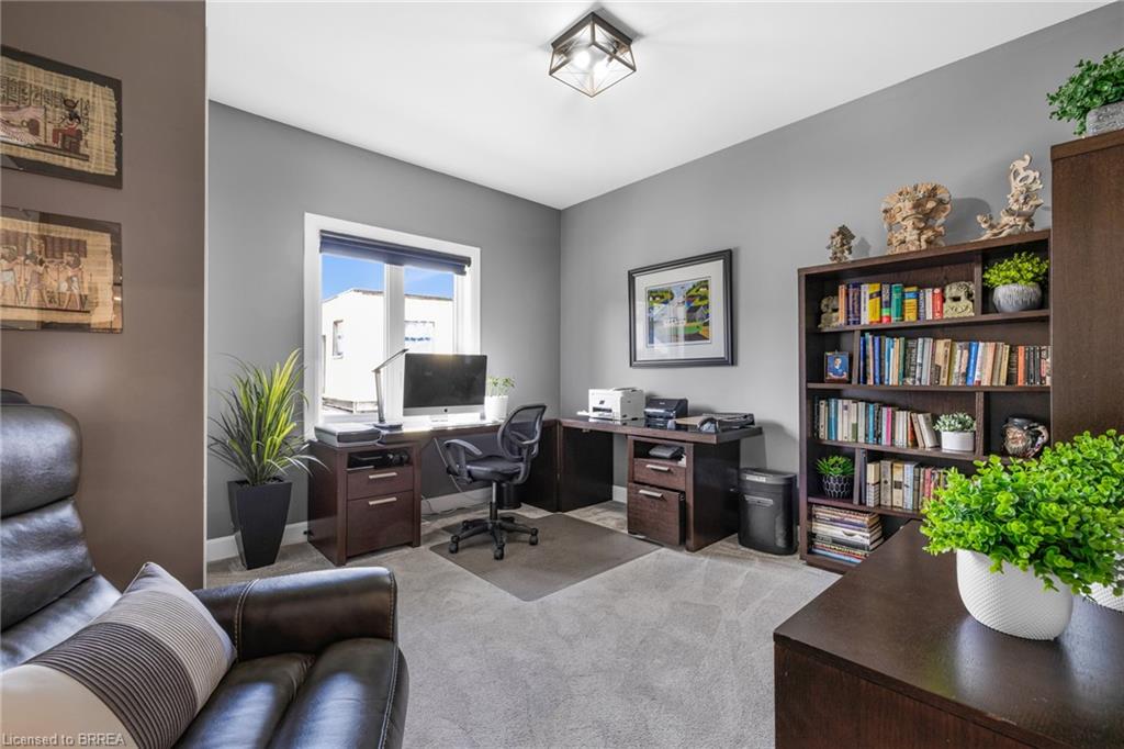 442 James Street Property Photo 14