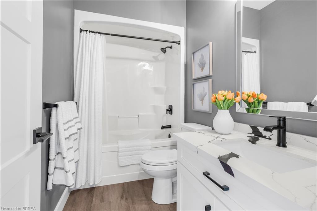 442 James Street Property Photo 15