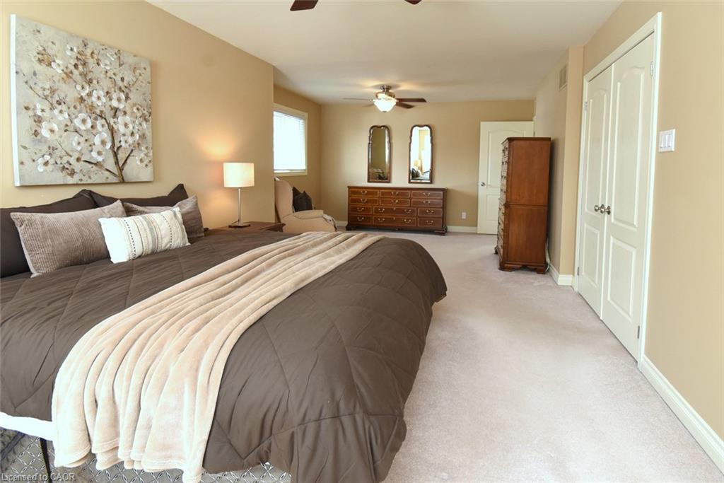 2952 Powerline Road W Property Photo 25