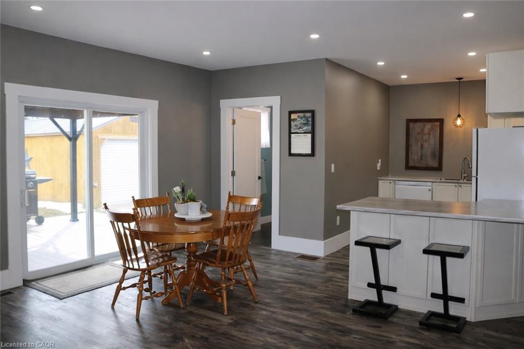 120 Queen Street Property Photo 6