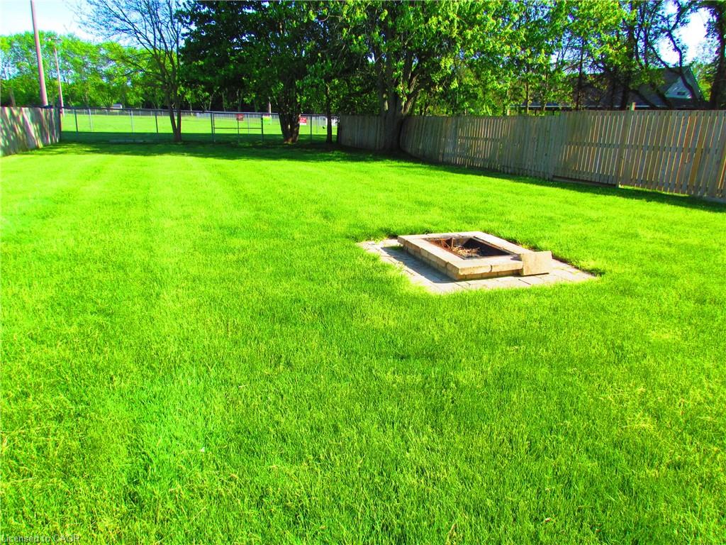 120 Queen Street Property Photo 21