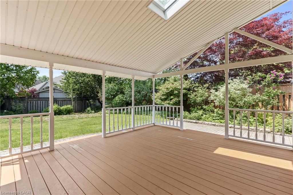 67 The Promenade Property Photo 4