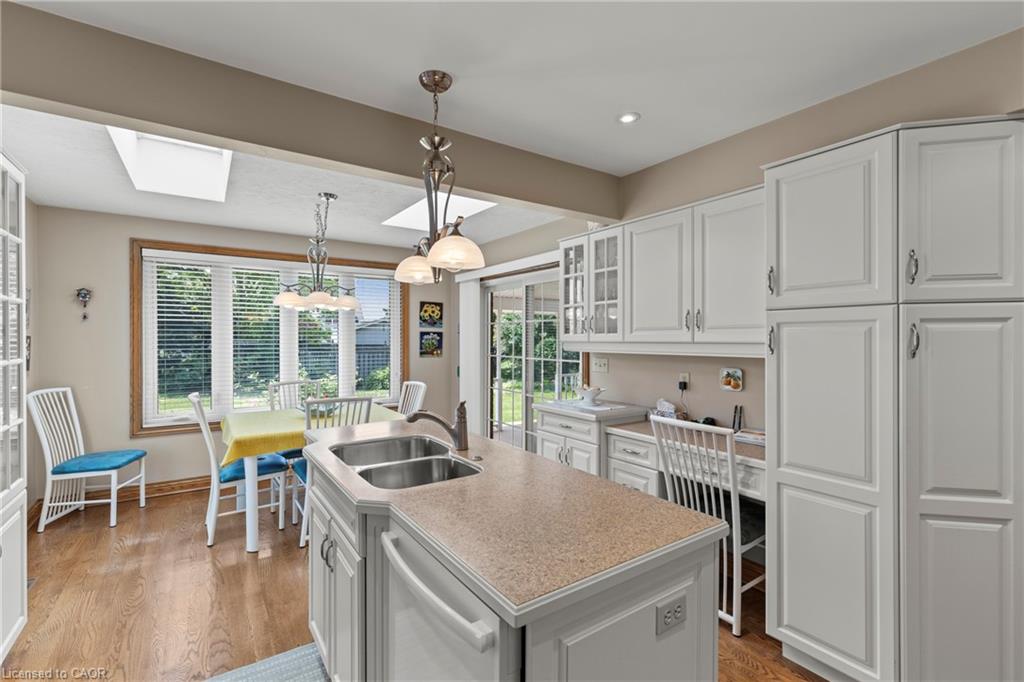 67 The Promenade Property Photo 14